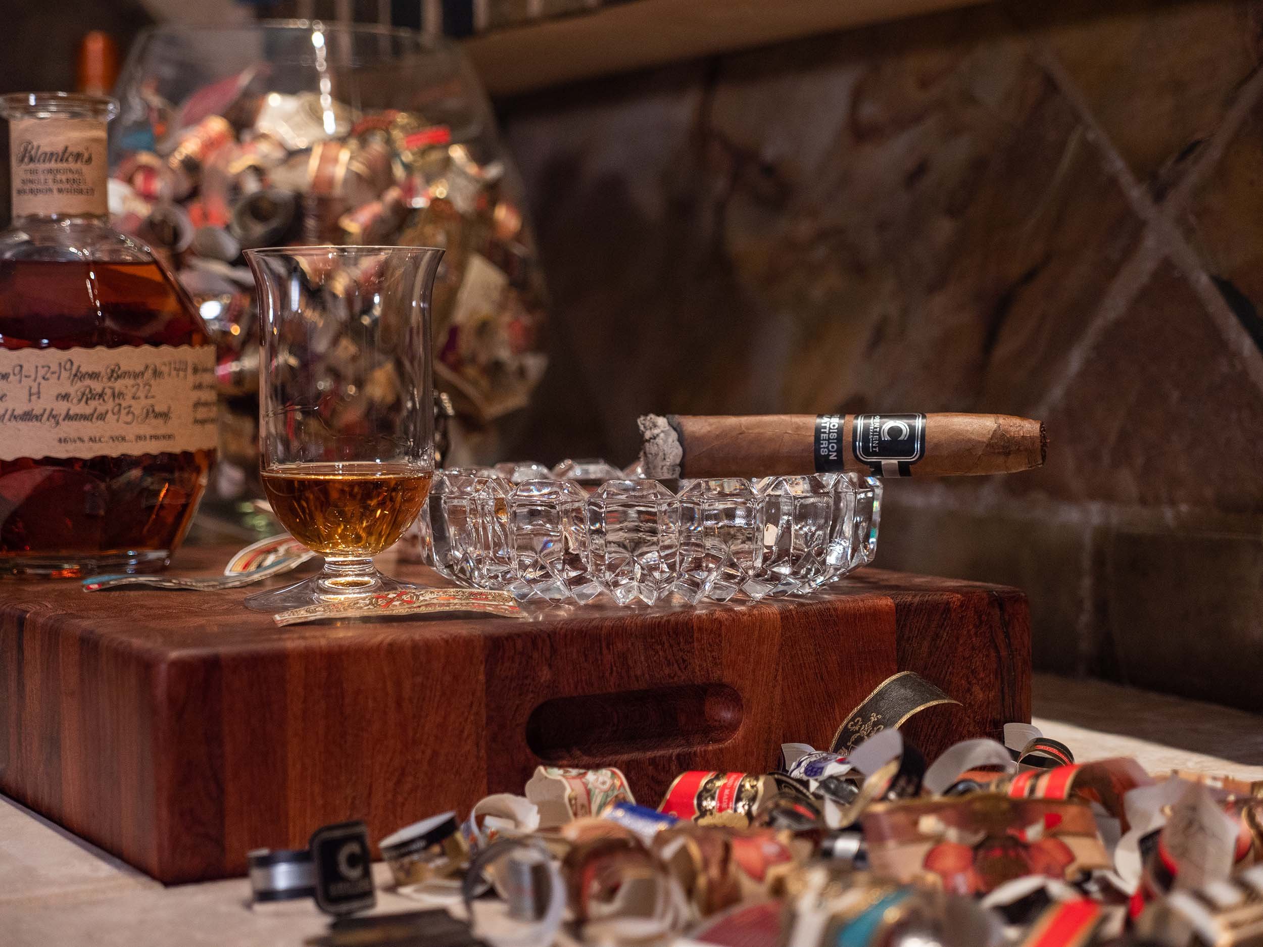 centient-group-luxury-ultra-premium-hand-crafted-cigar.jpg