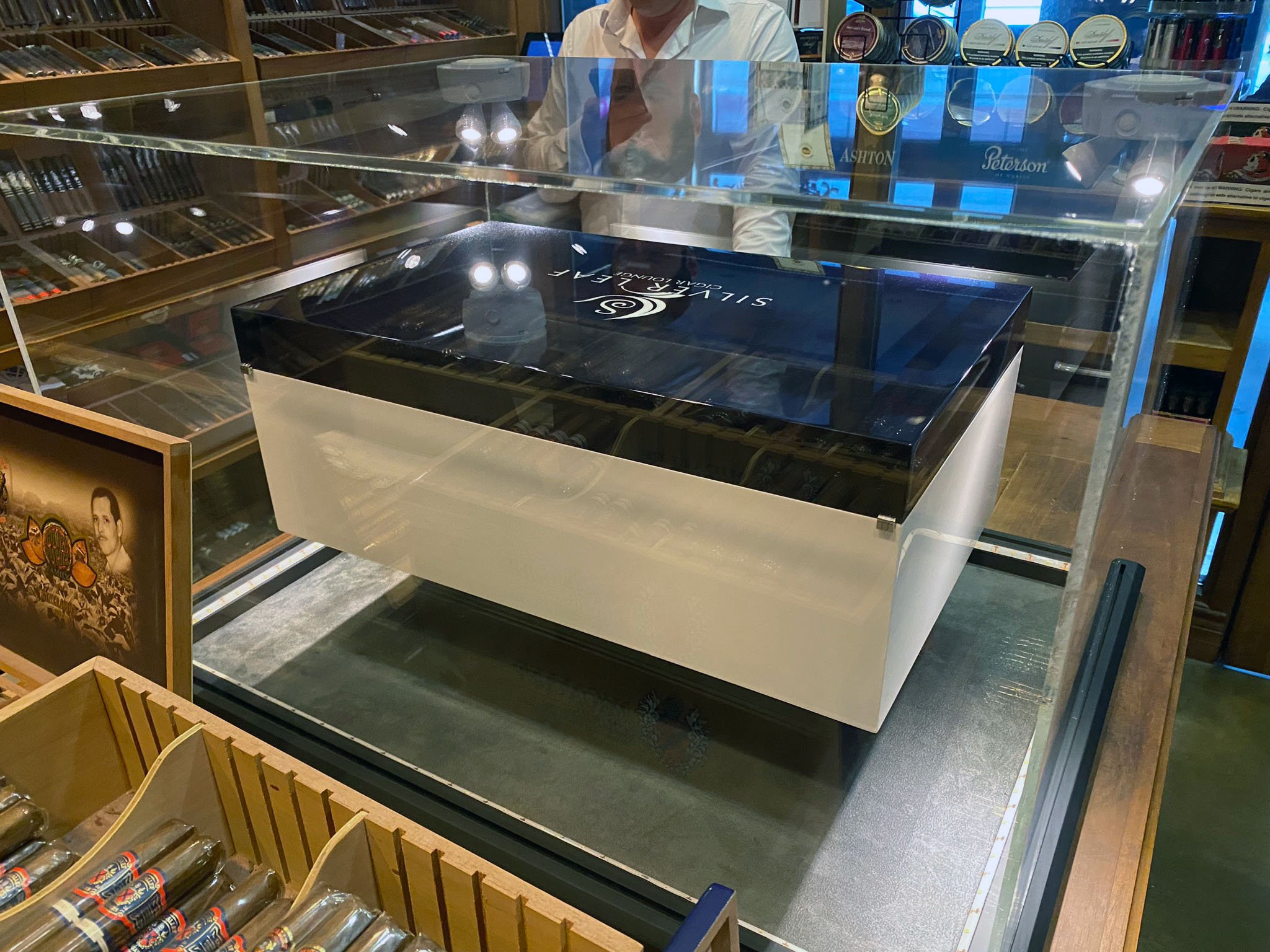 Midnight Blue Metallic Humidor