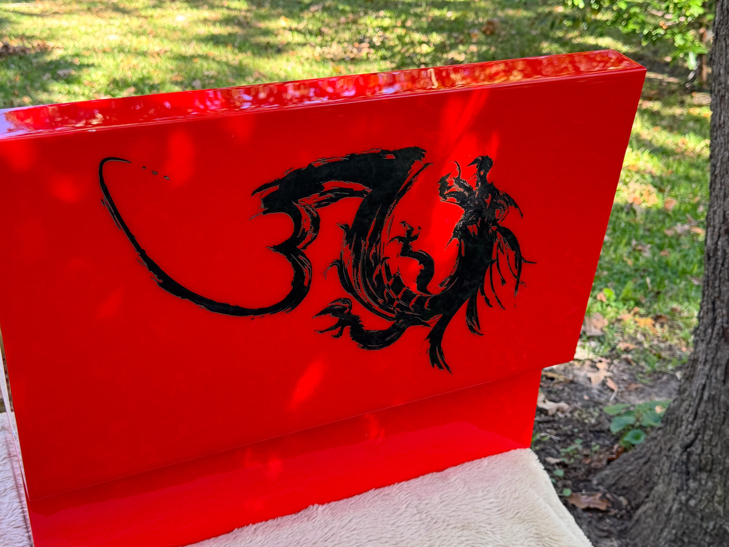 The Draconis: centient red dragon humidor rear view open