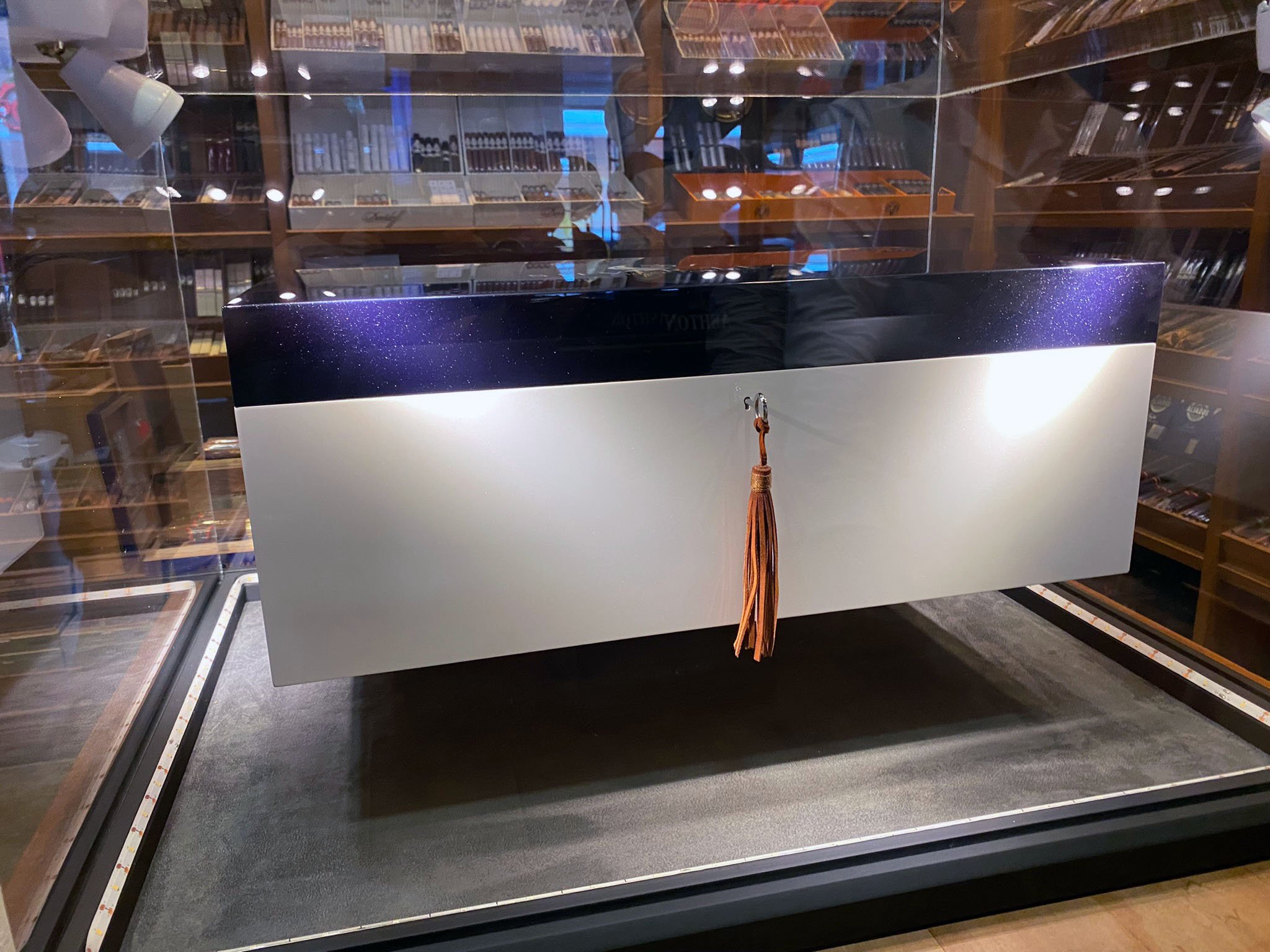 luxury-display-suede-tassel-humidor.jpg
